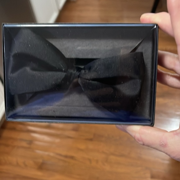 Men’s black bow tie NIB - Picture 3 of 3